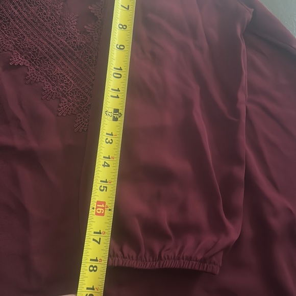 NWOT NINE BRITTON STITCH FIX Detailed Neckline blouse burgundy size medium - Picture 9 of 14